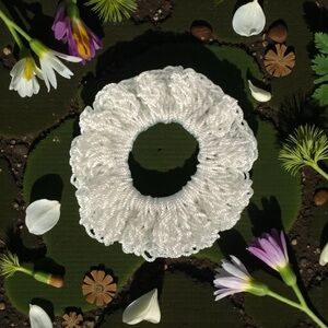 Elegant White Hair Scrunchie